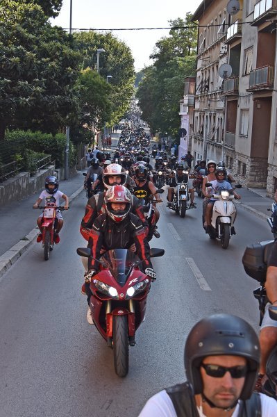 Pula: Tisuće motorista sudjelovalo u defileu povodom 25. godišnjice Croatia Bike Weeka