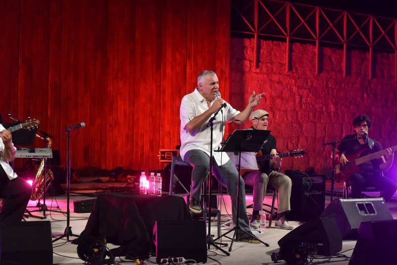 Šibenik: Koncert Zoran pjeva Arsena na Tvrđavi sv. Mihovila