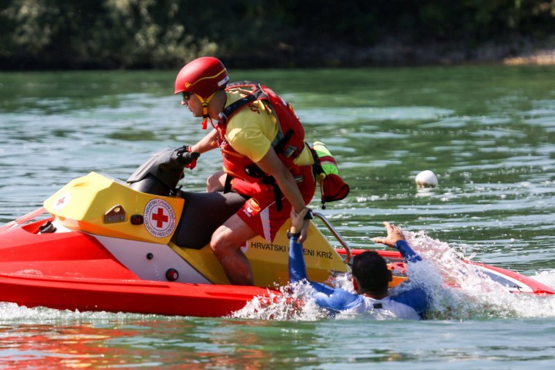 Novo plovilo za spašavanje utopljenika RescueRunner