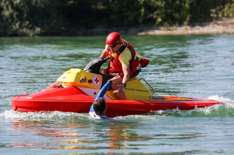 Novo plovilo za spašavanje utopljenika RescueRunner