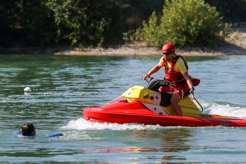 Novo plovilo za spašavanje utopljenika RescueRunner