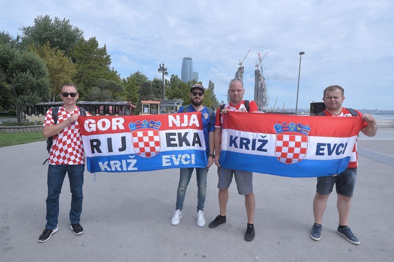 Hrvatski navijači uoči utakmice kod Azerbajdžana