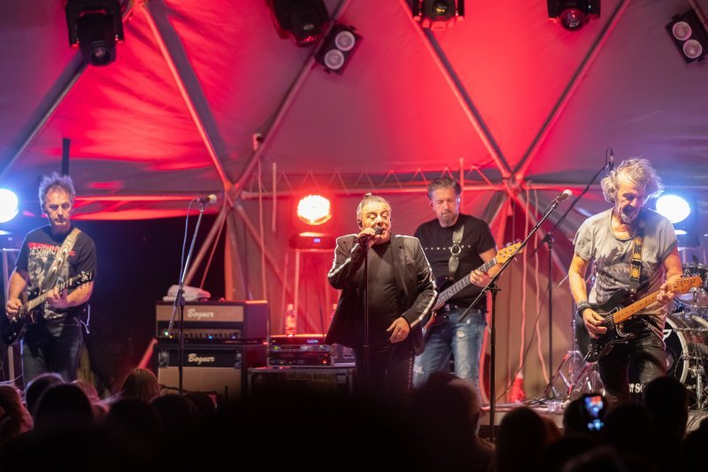 Dubrovnik: Grupa Parni valjak za kraj ljeta u Valamaru održala je koncert