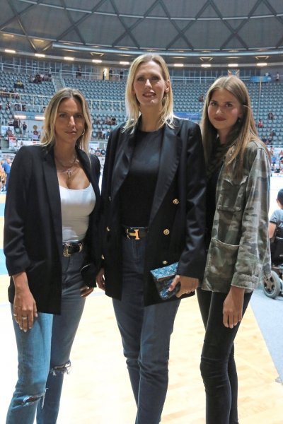 Vesna Jelić, Barbara Ružić, Zara Ružić