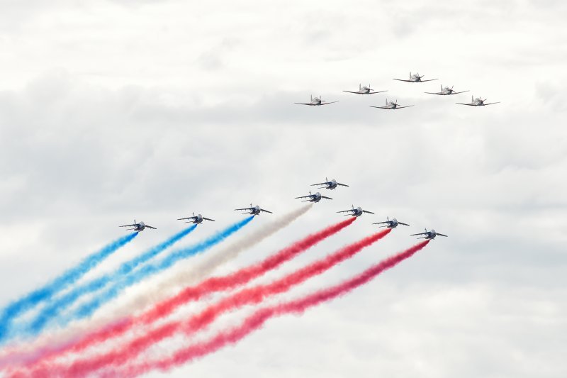 Krila Oluje i Patrouille de France izveli zajednički prelet i trenažne letove