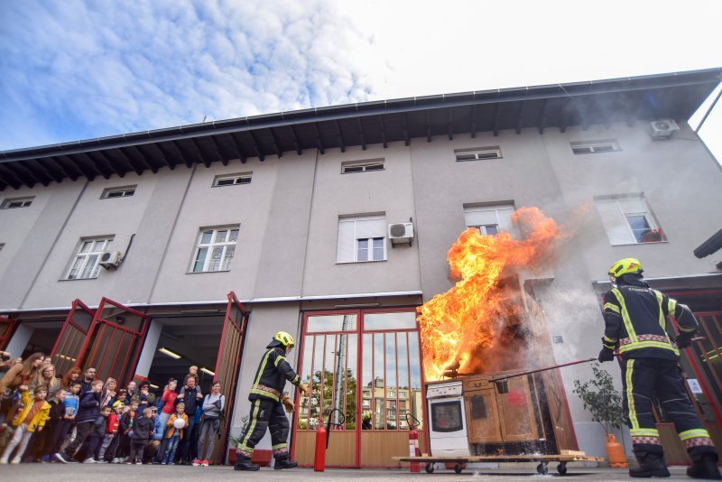 Zagreb: Dan otvorenih vrata Javne vatrogasne postrojbe Grada Zagreba