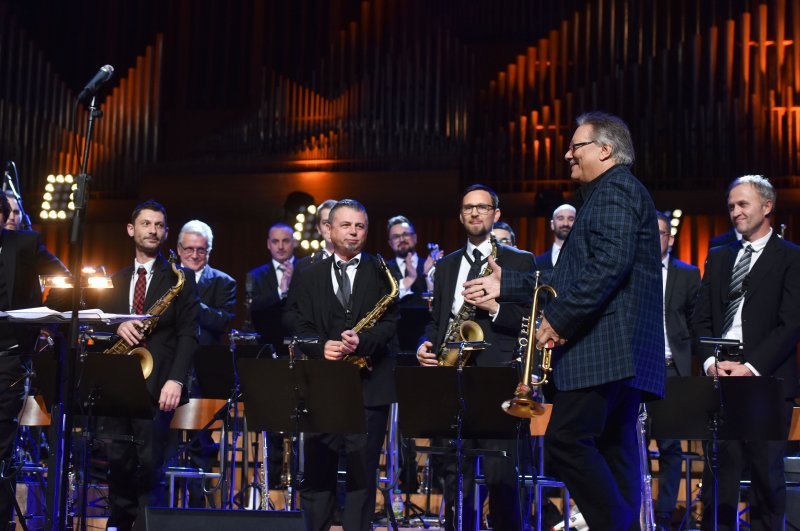 Održan koncert kubanskog jazz trubača Artura Sandovala uz Jazz orkestra HRT-a