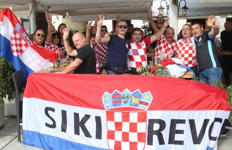 Hrvatski navijači na ulicama Splita