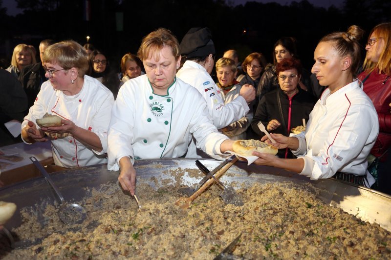 Omlet od 100 kilograma vrganja i tisuću jaja