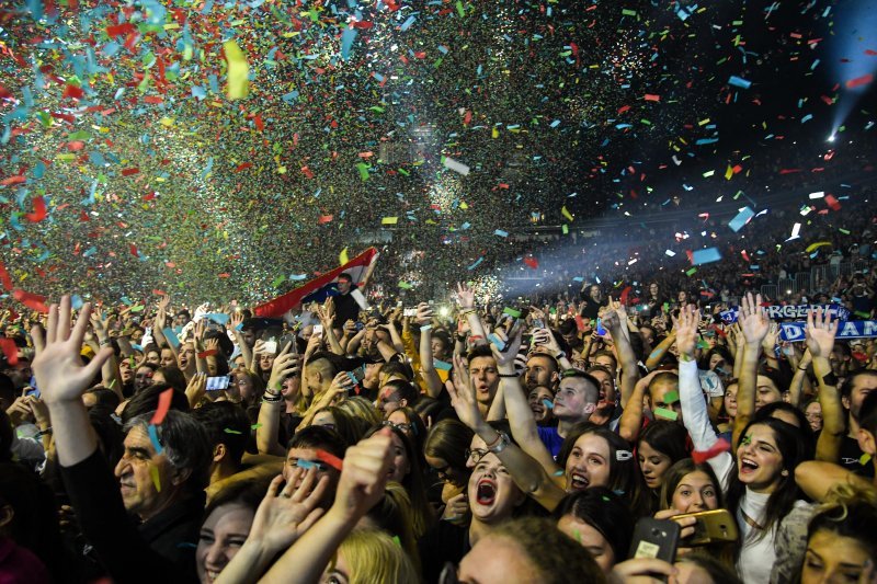 Koncert Prljavog kazališta povodom 30. godišnjice velikog koncerta na glavnom Trgu