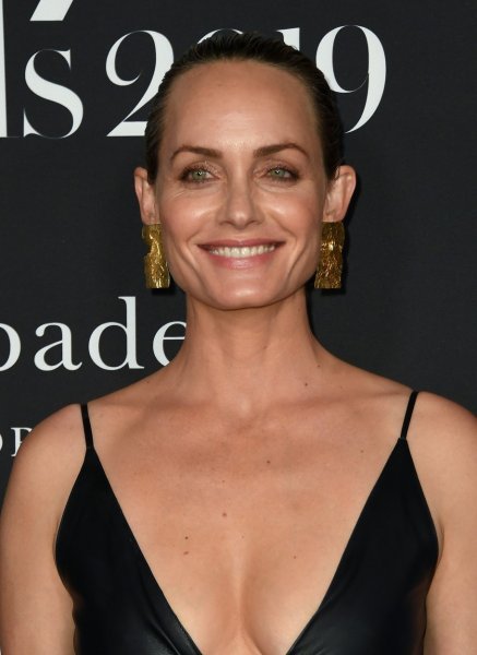 Amber Valletta