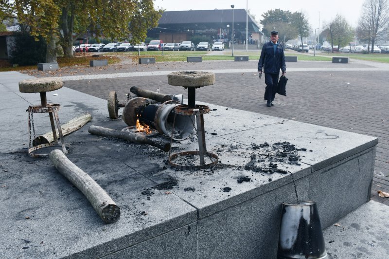 Uništen spomenik braniteljima u Sisku