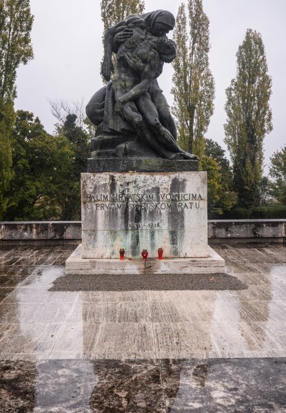 Spomenik Palim hrvatskim vojnicima u Prvom svjetskom ratu