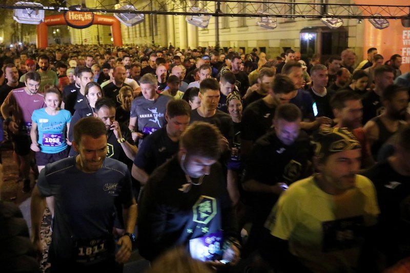 8. Zagrebački noćni cener na ulicama grada