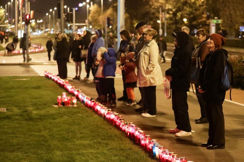 Zagreb: Građani odali počast Vukovaru - simbolu hrvatske slobode