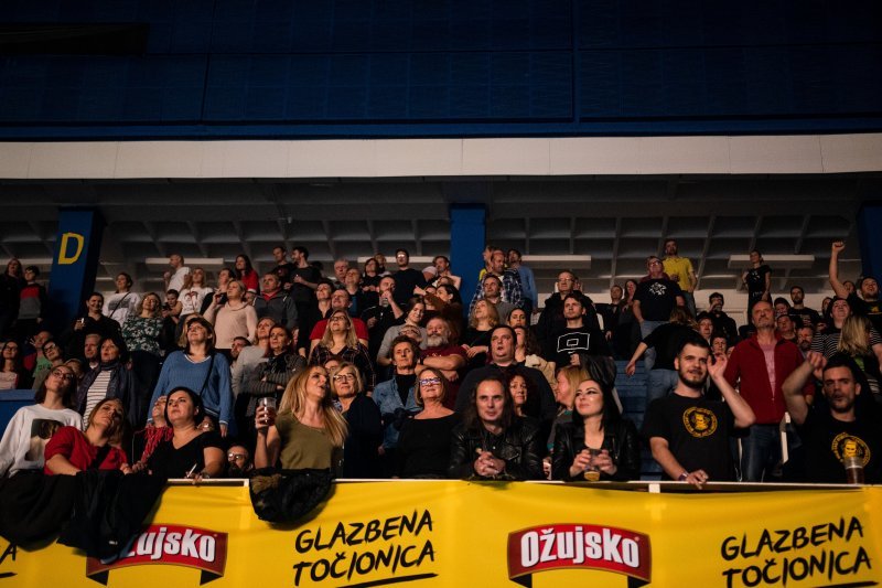 U Domu sportova održan 15. Pozitivan koncert