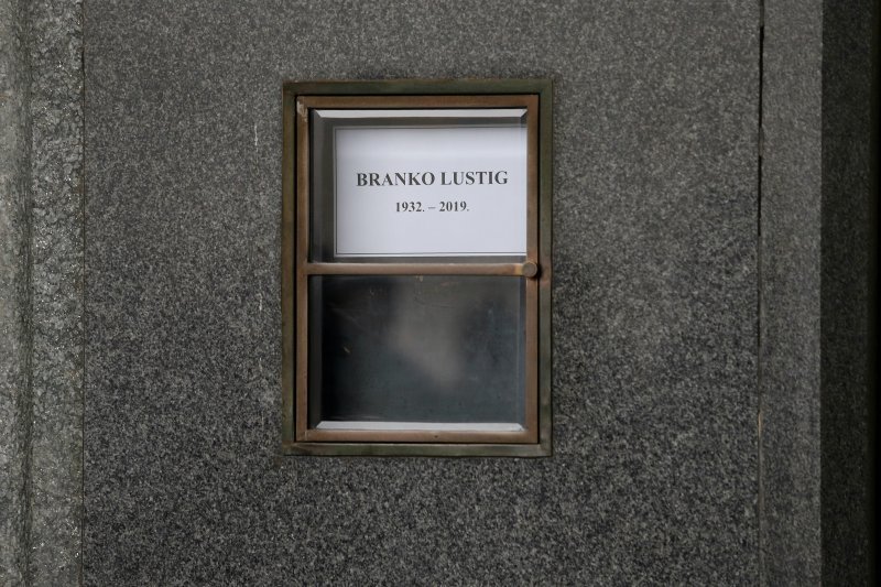 Posljednji ispraćaj Branka Lustiga na Krematoriju