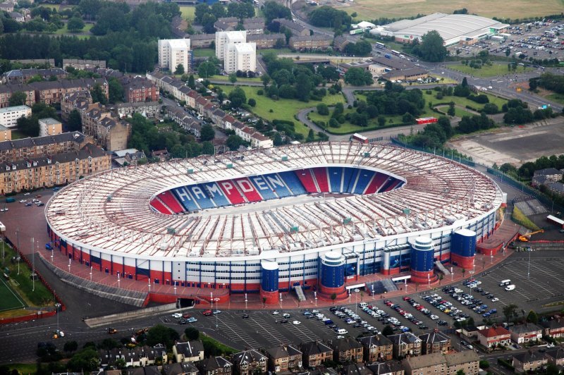 Glasgow (Ško) - Hampden Park (52,063)