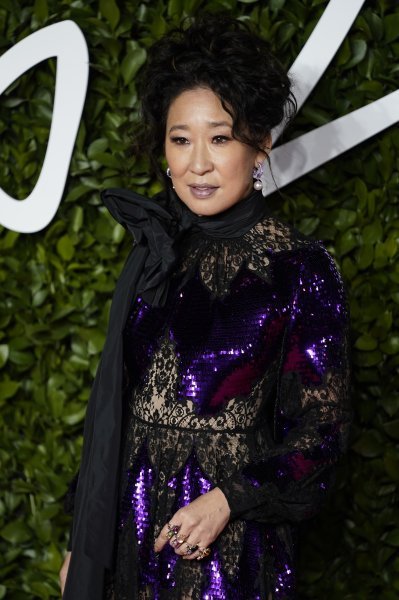 Sandra Oh