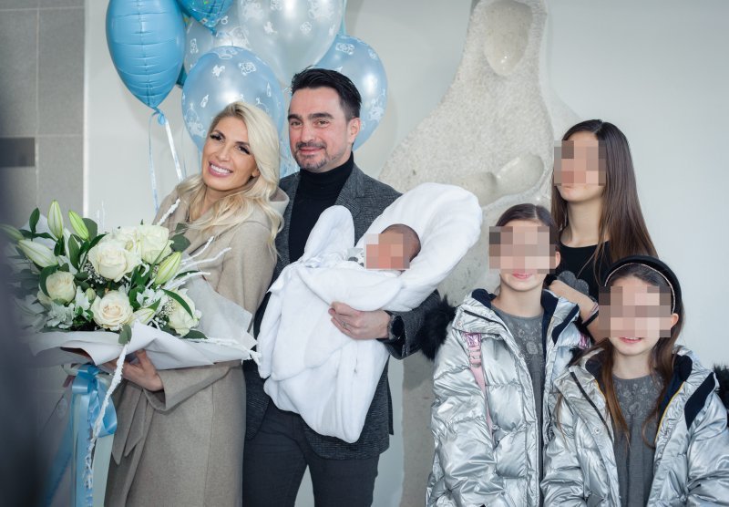 Joško Čagalj Jole dočekao suprugu i sinčića u splitskom rodilištu