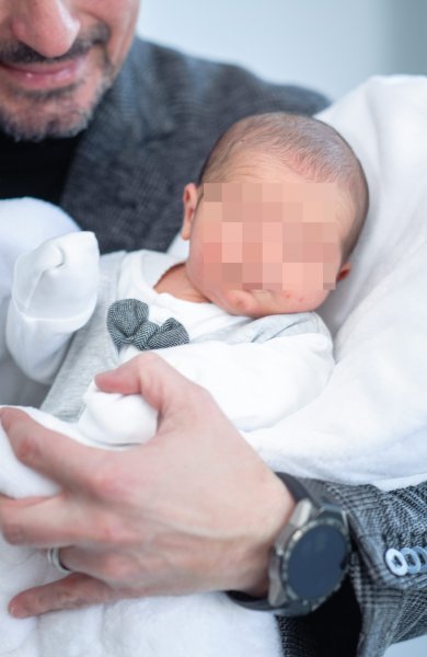 Joško Čagalj Jole dočekao suprugu i sinčića u splitskom rodilištu