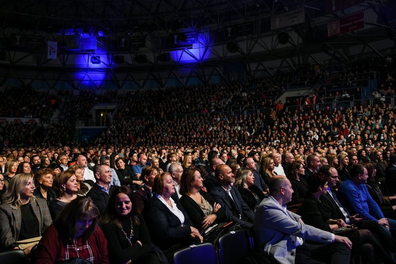 Koncert Tomislava Bralića i klape Intrade u Ciboni