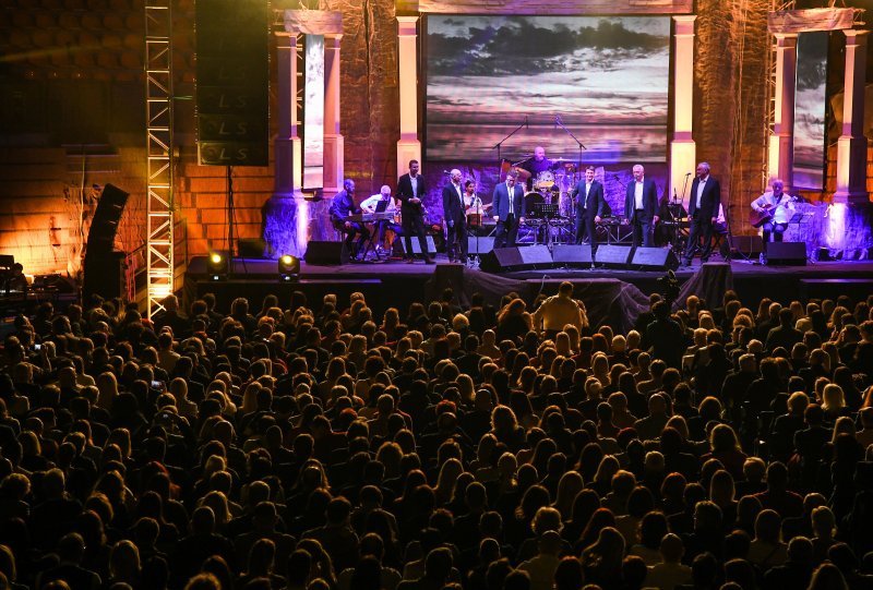 Koncert Tomislava Bralića i klape Intrade u Ciboni