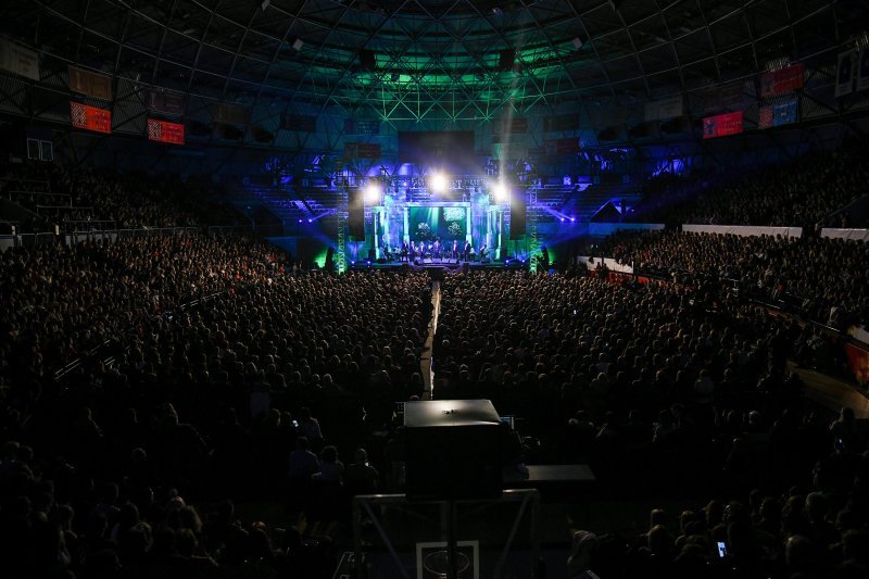 Koncert Tomislava Bralića i klape Intrade u Ciboni