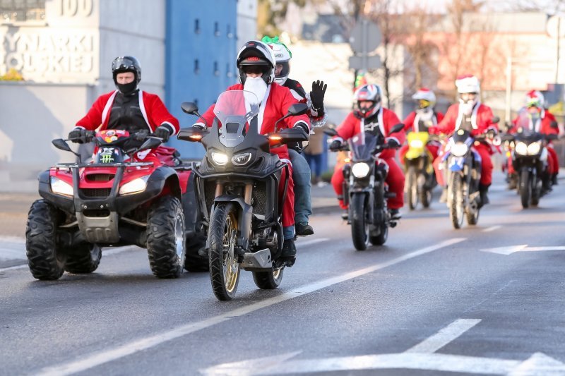 Motorizirani Djedovi Mrazovi u Poljskoj