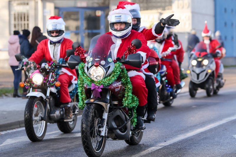 Motorizirani Djedovi Mrazovi u Poljskoj