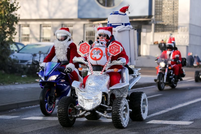 Motorizirani Djedovi Mrazovi u Poljskoj