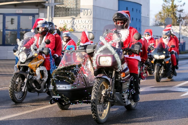 Motorizirani Djedovi Mrazovi u Poljskoj