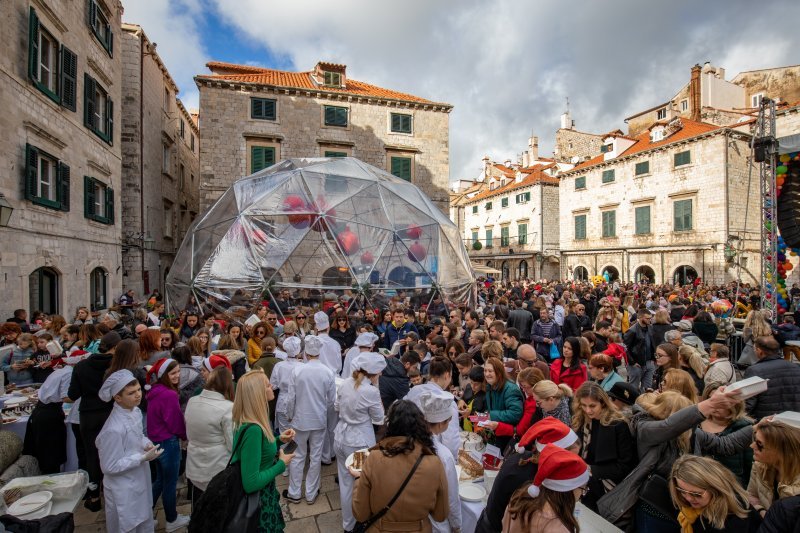 Humanitarna manifestacija Torta party u organizaciji Turističke zajednice Dubrovnika