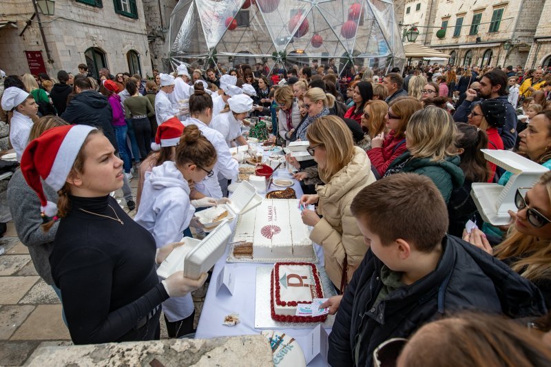 Humanitarna manifestacija Torta party u organizaciji Turističke zajednice Dubrovnika