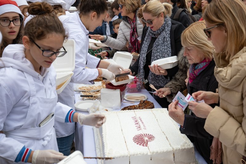 Humanitarna manifestacija Torta party u organizaciji Turističke zajednice Dubrovnika