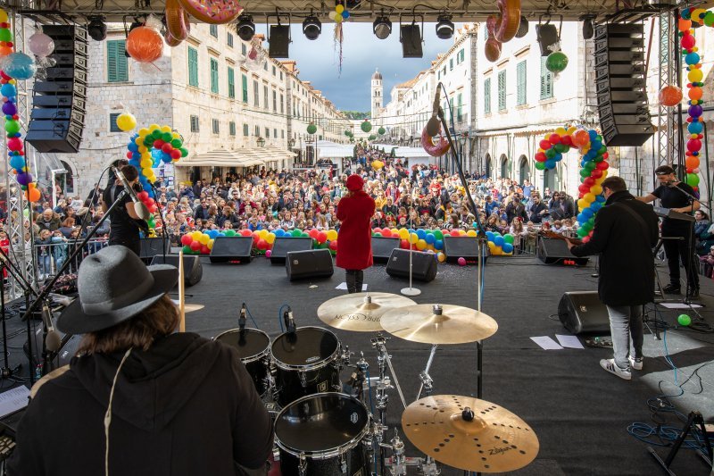 Humanitarna manifestacija Torta party u organizaciji Turističke zajednice Dubrovnika