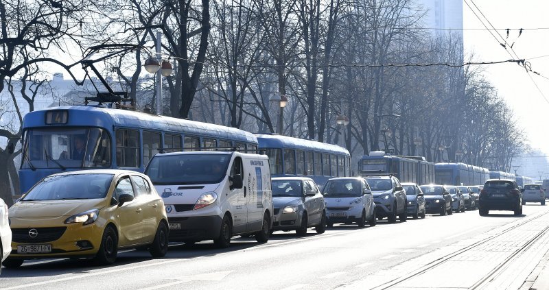 Zagreb pod opasom zbog europske kreme, gužve u prometu