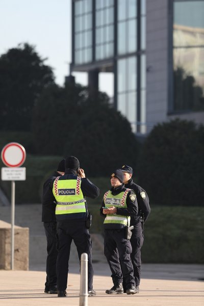 Zagreb pod opasom zbog europske kreme, gužve u prometu