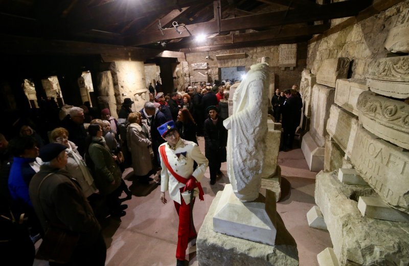 Obilazak Arheološkog muzeja u Splitu u Noći muzeja