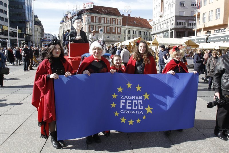 Zagreb: Vesela fašnička povorka prodefilirala je centrom grada