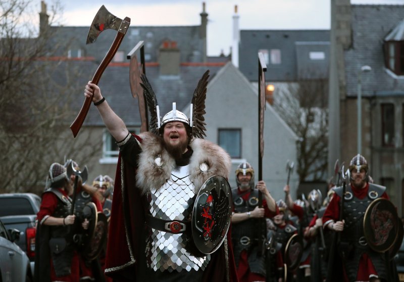 Vikinški festival Up Helly Aa u Lerwicku