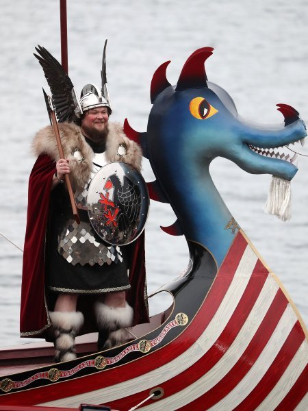 Vikinški festival Up Helly Aa u Lerwicku