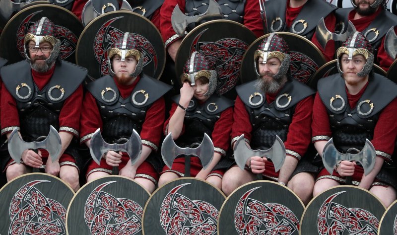 Vikinški festival Up Helly Aa u Lerwicku