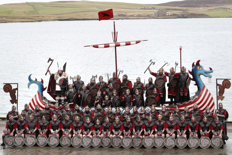 Vikinški festival Up Helly Aa u Lerwicku