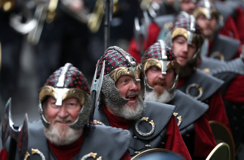 Vikinški festival Up Helly Aa u Lerwicku