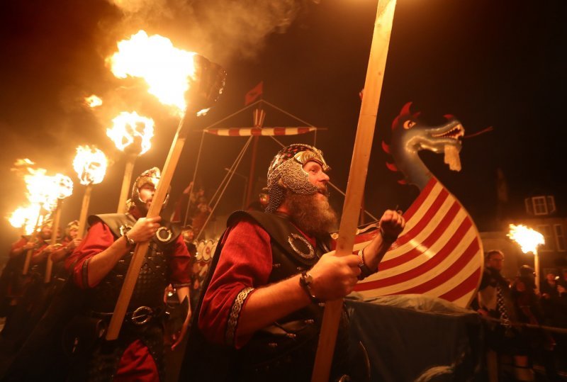 Vikinški festival Up Helly Aa u Lerwicku