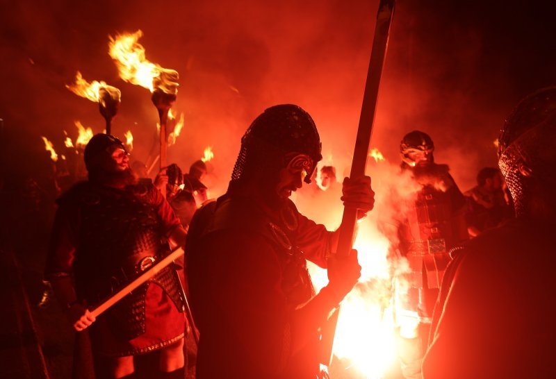 Vikinški festival Up Helly Aa u Lerwicku