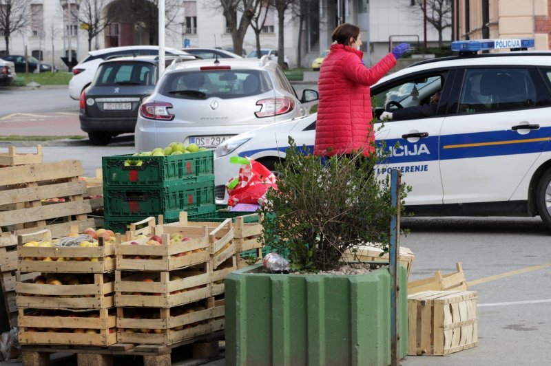 Zatvorena i osječka tržnica