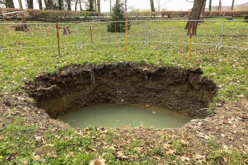 U Stubičkim Toplicama nakon potresa otvorila se rupa u zemlji