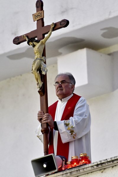 Veliki petak u splitskim župama